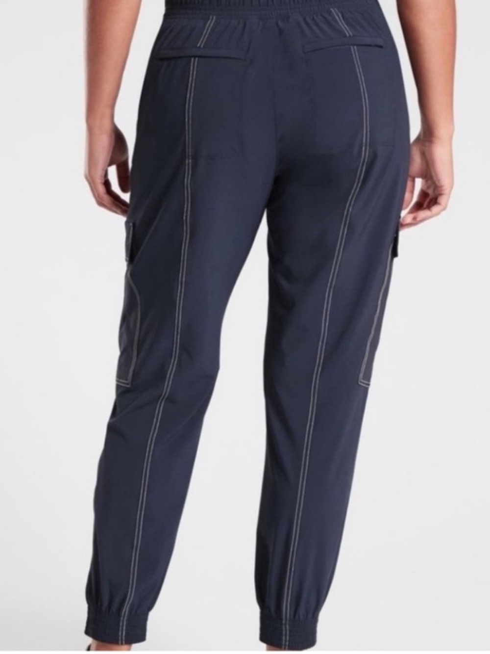 NWOT Athleta Chelsea Utility Joggers Navy Women’s Contrast Stitching Size 0 - Picture 2 of 11